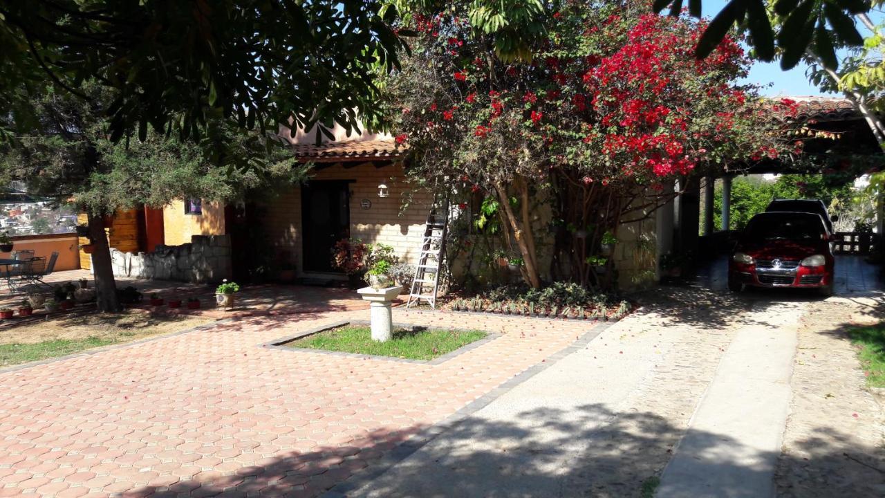 Hotel Villa Oaxaca Bagian luar foto
