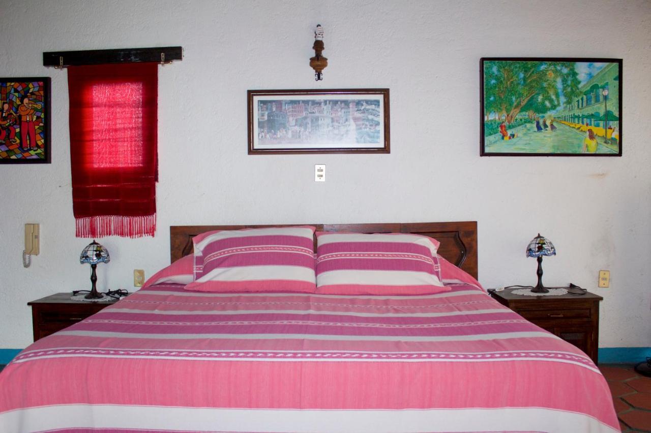 Hotel Villa Oaxaca Bagian luar foto